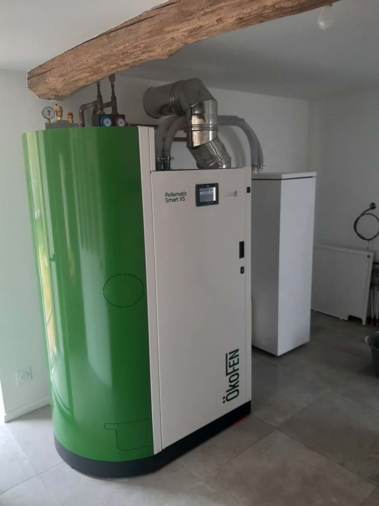 Pose de chauffage au Bois et Biomasse avec Ouvrard, chauffagiste Les Herbiers