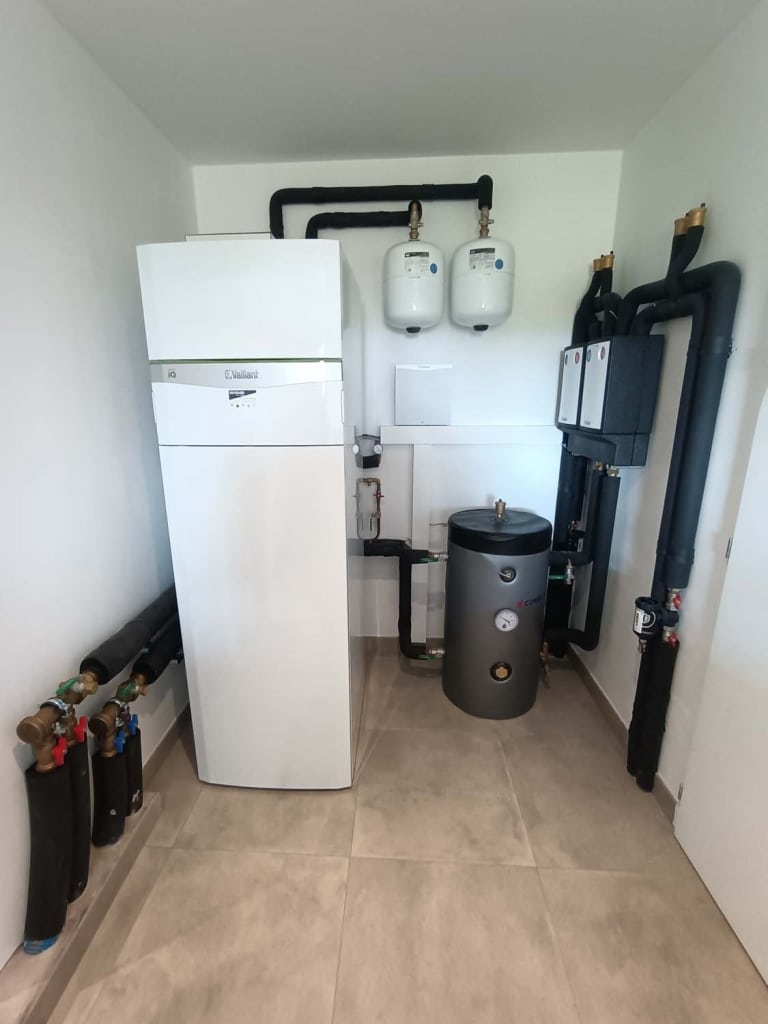 installation d’une pompe à chaleur les herbiers dans une maison