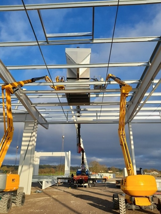unité rooftop de climatisation industrielle en toiture