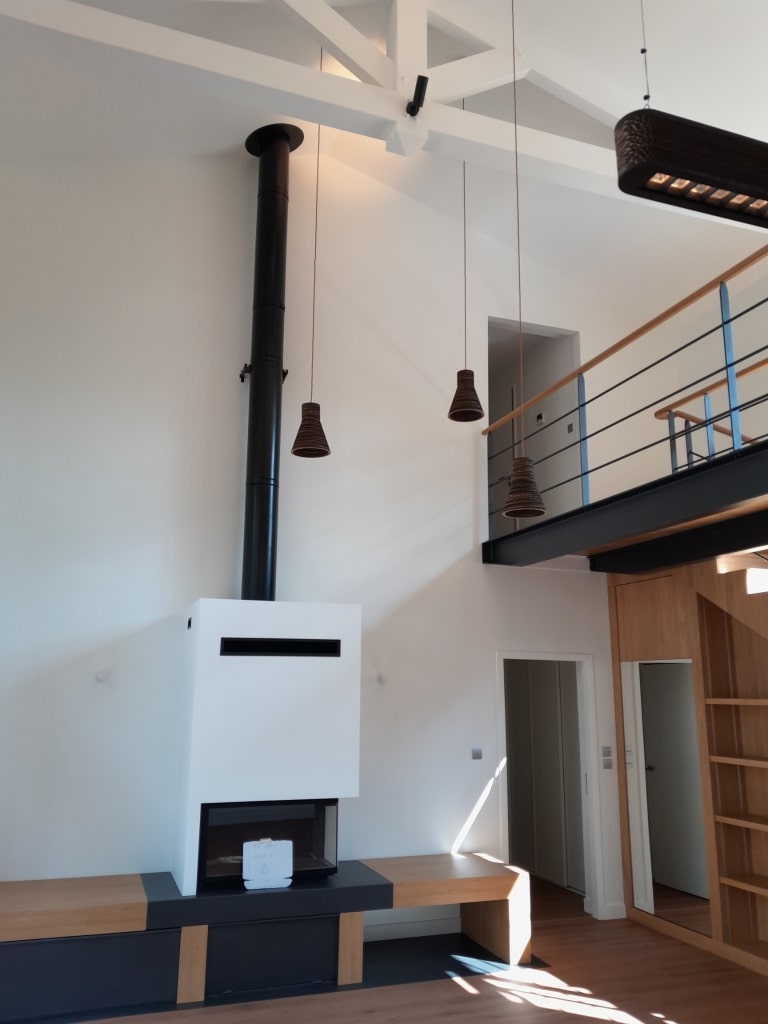 Pose luminaire par Ouvrard, électricien Les Herbiers