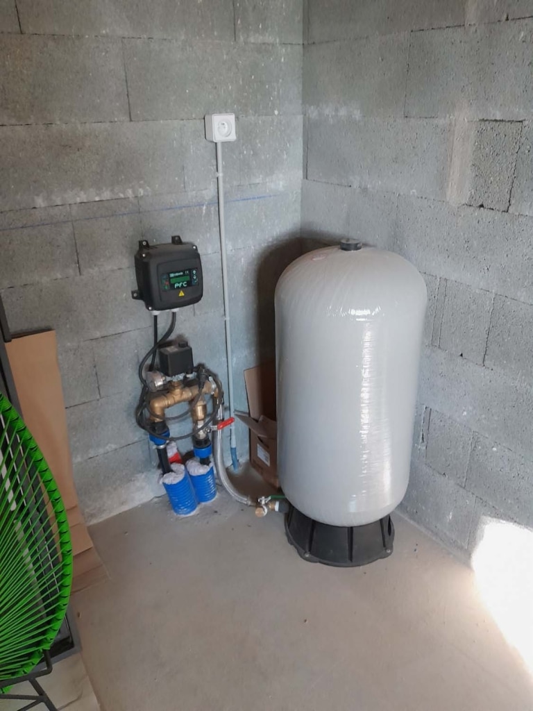 Pose de pompe de puits immergée avec réservoir par Ouvrard, plombier Les Herbiers