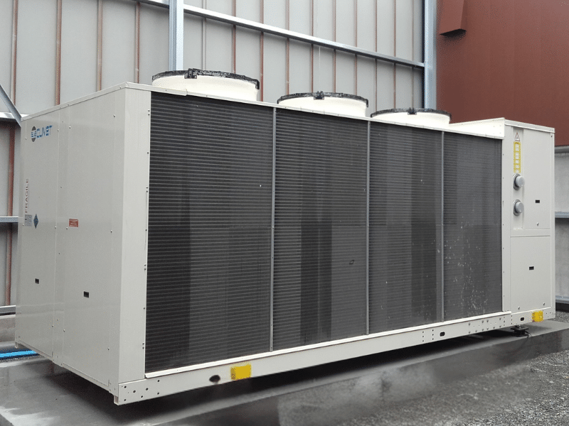 climatisation bâtiment industriel​ par Ouvrard