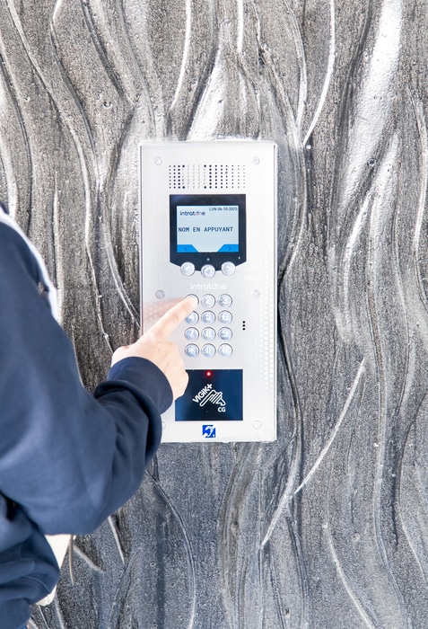 installation et maintenance télécoms et courants faibles en entreprise