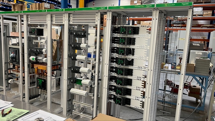 installation courant fort Vendée pour bâtiment logistique